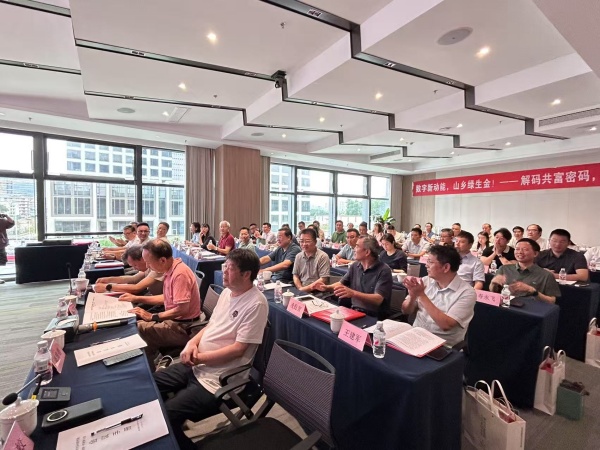 1754274377993249.jpg 微信图片_20250727120110_157_副本.jpg